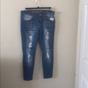 Junior Distressed jeans